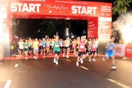 Efectúan Maratón internacional del Patrimonio en ciudad vietnamita