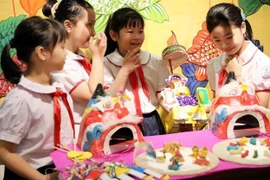 Presidente vietnamita felicita a los niños en ocasión de la Fiesta del Medio Otoño