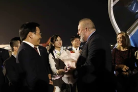 Llega a Vietnam primer ministro de Cuba para una visita oficial