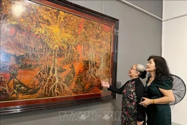 Ciudad Ho Chi Minh exhibe más de 150 objetos antiguos de arte