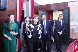 Ciudad Ho Chi Minh aspira a impulsar cooperación con Grecia en turismo y logística