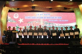 Conmemoran 78 aniversario del Ejército Popular de Vietnam en República Checa