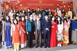 Comunidad vietnamita en ultramar festeja el Año Nuevo Lunar 2022