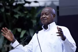 Presidente de Uganda concluye su visita oficial a Vietnam