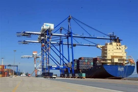 Más de 236 millones de toneladas de mercancías despachadas mediante puertos marítimos de Vietnam 