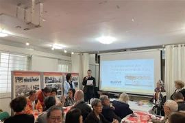 Vietnamitas en Francia organizan exposición fotográfica por 50 años de Acuerdos de París