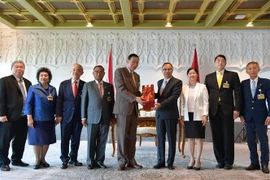 Presidente del Senado de Tailandia resalta relaciones con Vietnam