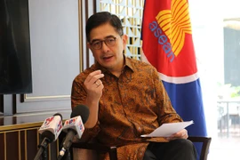 ASEAN promueve cooperación público-privada