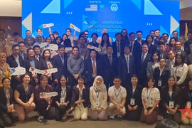 Jóvenes líderes de ASEAN impulsan innovación en educación universitaria
