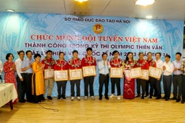 Vietnam gana medallas en Olimpiada Internacional de Astronomía y Astrofísica