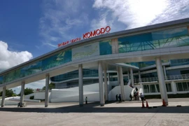 Indonesia prepara cinco aeropuertos para cumbre de ASEAN