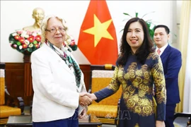 Vicecanciller vietnamita recibe a directora general de la Oficina de ONU en Ginebra