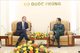 Vietnam y Francia refuerzan la cooperación en defensa