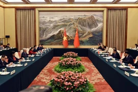 Vietnam y China abogan por promover más sus nexos de cooperación 