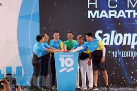 Más de 10 mil personas participan en Maratón de Ciudad Ho Chi Minh