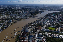 Debaten en Hanoi sobre desarrollo urbano sostenible en delta del Mekong