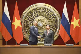 Promueven Vietnam y Rusia cooperación parlamentaria