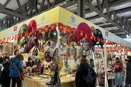 Vietnam participa en exposición internacional de artesanía en Italia