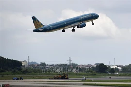 Aerolíneas ofrecen más de un millón de asientos durante asueto por el Día Nacional