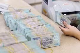 Transacciones por valor de 400 millones de VND deben informarse al Banco Estatal de Vietnam a partir de hoy