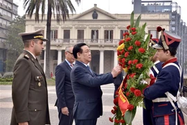 Visita del Presidente del Parlamento vietnamita acapara atención del público uruguayo