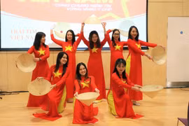 Difunden cultura vietnamita en Reino Unido