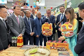 Promueven imagen de productos vietnamitas en Francia