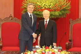 Máximo dirigente de Vietnam recibe al secretario de Estado de Estados Unidos