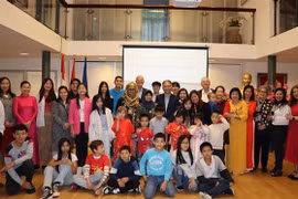 Comienzan clase de idioma vietnamita en Países Bajos para 2023-2024