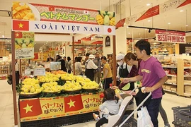 Promueven participación de empresas de Hanoi en redes de distribución extranjeras 