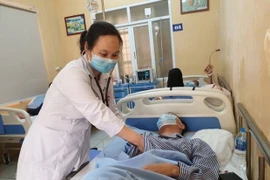 Intensifican cooperación en mejorar atención de salud para pobladores 