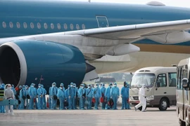 Procesan a 54 funcionarios involucrados en caso de vuelos de rescate 