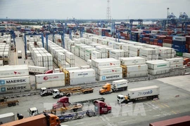 Vietnam registra superávit comercial de más de cuatro mil millones de dólares 