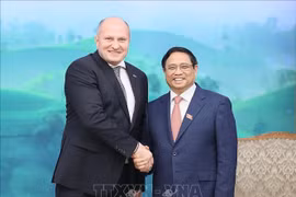 Vietnam valora Rusia como socio prioritario, afirma premier