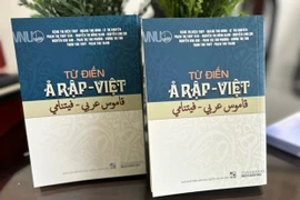 Presentan primer diccionario árabe-vietnamita