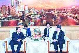 Ciudad Ho Chi Minh agiliza lazos con Sanghai de China 