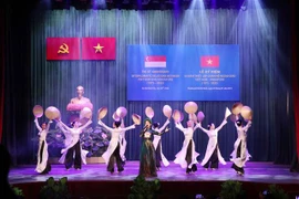 Celebran 50 aniversario de nexos Vietnam-Singapur en Ciudad Ho Chi Minh