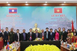 Kon Tum promueve la cooperación con la provincia laosiana de Champasak