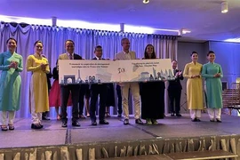 Vietnam Airlines celebra 20 años de ruta directa Vietnam-Francia