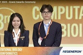 Educandos vietnamitas ganan premios del concurso internacional de ciencia