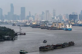 Exportaciones de Tailandia crecen por segundo mes consecutivo