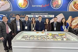 Exportadores vietnamitas participan en feria de mariscos de Norteamérica 