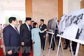 Primer ministro malasio concluye visita oficial a Vietnam