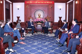 Ciudad Ho Chi Minh y el Reino Unido acuerdan fomentar lazos comerciales 