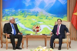 Premier vietnamita recibe al ministro cubano de Justicia