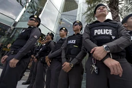 Policía tailandesa desplegará 90 mil oficiales para las elecciones 
