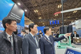 Vietnam asiste a Exposición de Equipamiento de Defensa y Seguridad en Japón 
