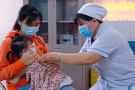 OMS y UNICEF aseguran suministro de vacuna pentavalente a Vietnam