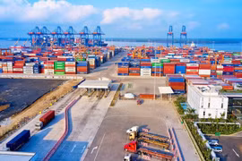Vietnam registra superávit comercial con Europa y América en 2023 