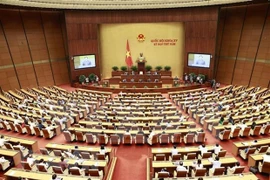 Parlamento vietnamita discute el proyecto de la Ley de Organizaciones Crediticias